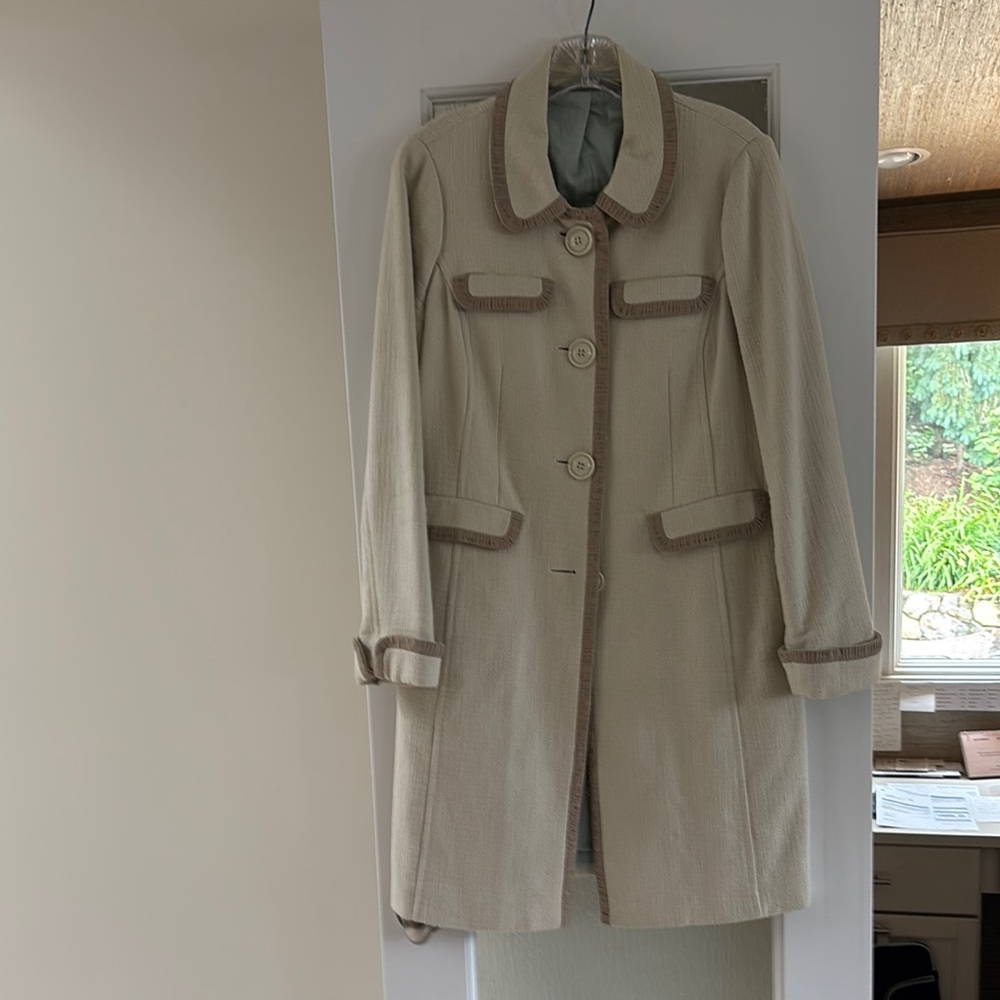 Boden Cream Trench Coat Classic Lightweight Design